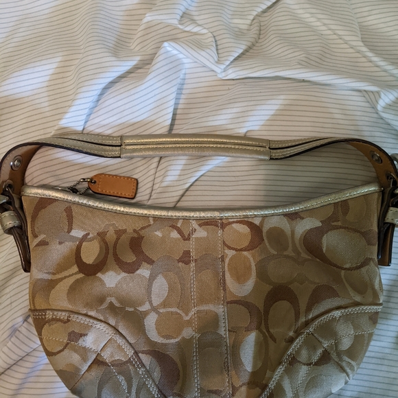 Coach purse - Picture 6 of 7